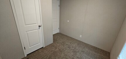 310 Mulberry in Belleville, MI - Building Photo - Building Photo