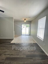 318 Houston St in Nacogdoches, TX - Building Photo - Building Photo