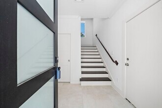 1015 W 24th St in Houston, TX - Building Photo - Building Photo