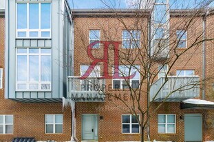 986 S Front St in Columbus, OH - Building Photo