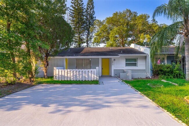 property at 3019 Casselwood St