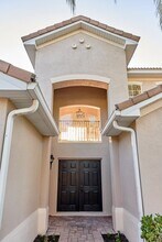 3600 Harbor Isles Ct in Kissimmee, FL - Building Photo - Building Photo