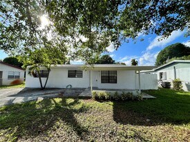 2031 NW 30th Ave in Fort Lauderdale, FL - Building Photo