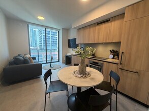 121 NE 5th St, Unit SI ID1388734P in Miami, FL - Building Photo - Building Photo