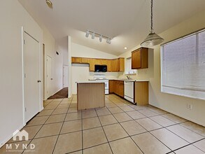 21629 N 48th Pl in Phoenix, AZ - Building Photo - Building Photo