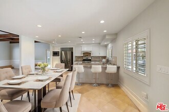 17601 Caprino Pl in Los Angeles, CA - Building Photo - Building Photo