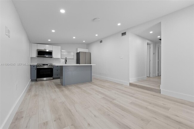 property at 129 SW 9th Ave