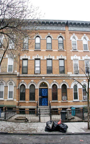 480 Harman St in Brooklyn, NY - Foto de edificio