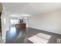 483 Orchards Blvd SW in Edmonton, AB - Building Photo - Building Photo