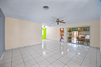 721 Newcastle St in Boca Raton, FL - Building Photo - Building Photo