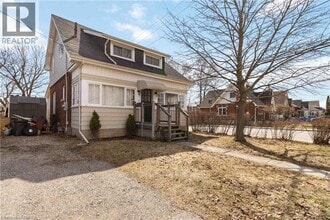 63 Lyons Ave in Brantford, ON - Building Photo - Building Photo