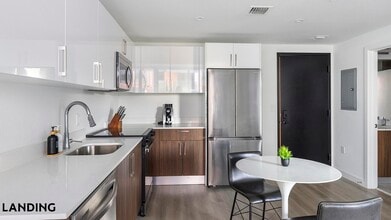 3830 NW 11th St, Unit 1-209 in Miami, FL - Building Photo - Building Photo