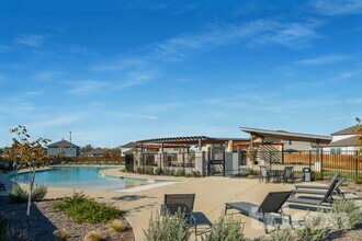 13547 Emerson Wy in Saint Hedwig, TX - Foto de edificio - Building Photo