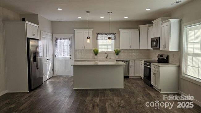 1124 Clouse St in Gastonia, NC - Building Photo - Building Photo