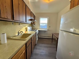 5626 Sylvan Ave in Bronx, NY - Building Photo