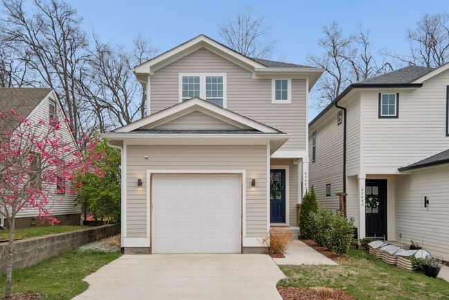6368 Alamo Pl in Nashville, TN - Building Photo - Building Photo