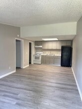 3705 Adkisson Dr in Cleveland, TN - Building Photo - Building Photo