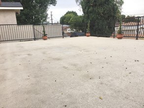 4440 154th St, Unit 1/4 in Lawndale, CA - Foto de edificio - Building Photo
