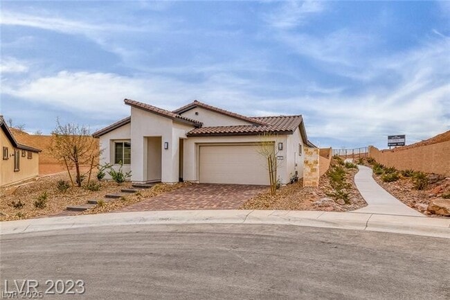 10 Sun Lily Ln in Henderson, NV - Building Photo - Building Photo