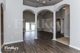 4648 Huron Bay Cir in Kissimmee, FL - Building Photo - Building Photo