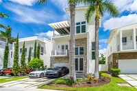 3349 NW 84th Ct in Doral, FL - Building Photo - Building Photo