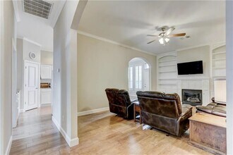 713 Heather Wood Dr in Moore, OK - Building Photo - Building Photo
