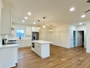 503 Cottage Wy in Cookeville, TN - Foto de edificio - Building Photo