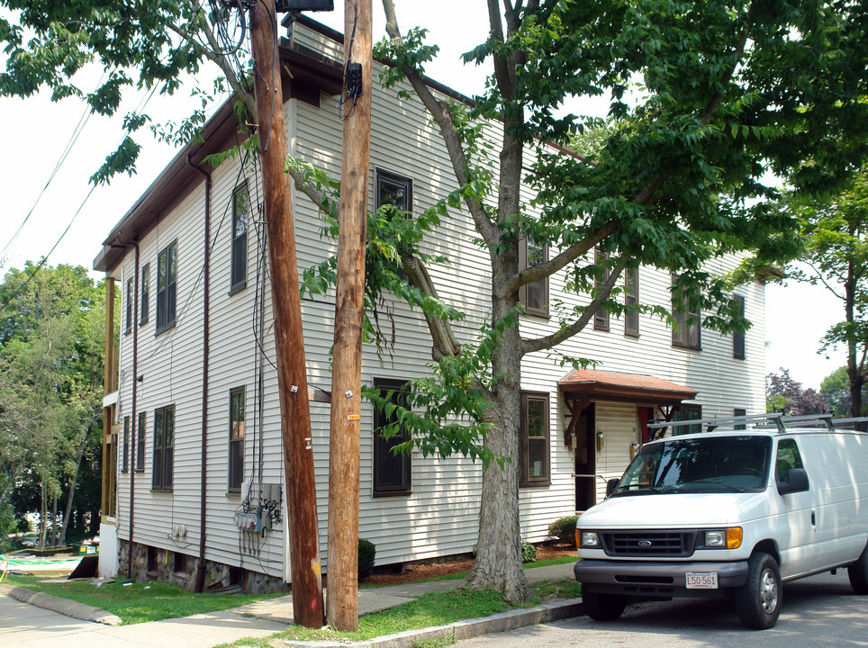 11-13 Peirce St in Arlington, MA - Foto de edificio