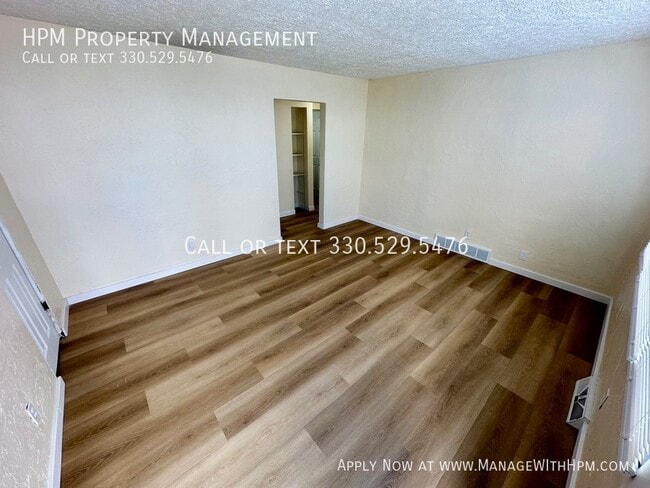 1168 Tonawanda Ave in Akron, OH - Building Photo - Building Photo