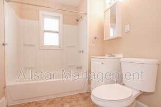 7508 Theota Ave in Parma, OH - Building Photo - Building Photo