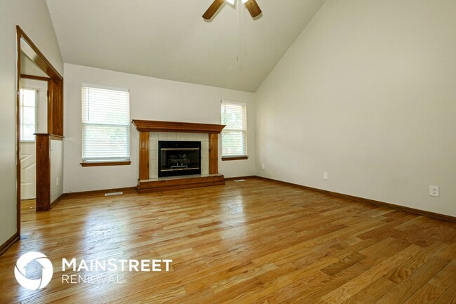 property at 633 SW Nelson Dr