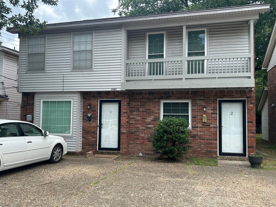 1802 Alden Ln, Unit 2 in Little Rock, AR - Building Photo