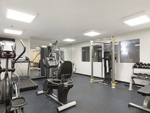 Stanford Court Apartments in Westwood, NJ - Foto de edificio - Building Photo