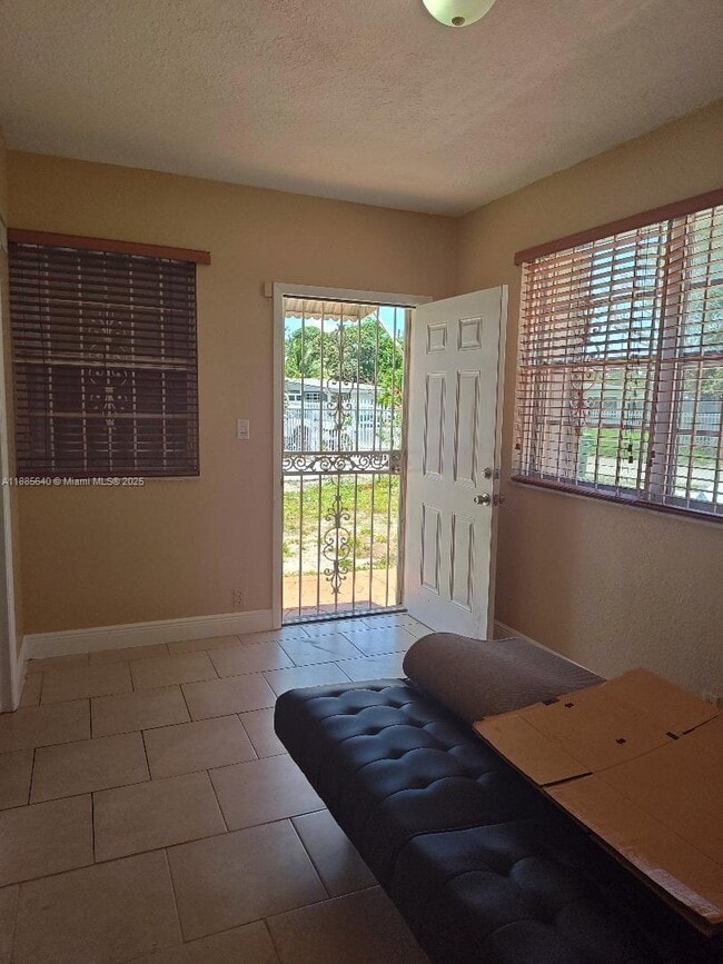 12325 NW 19th Ave in Miami, FL - Building Photo - Building Photo