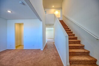 3863 Summit Ave in Pahrump, NV - Foto de edificio - Building Photo