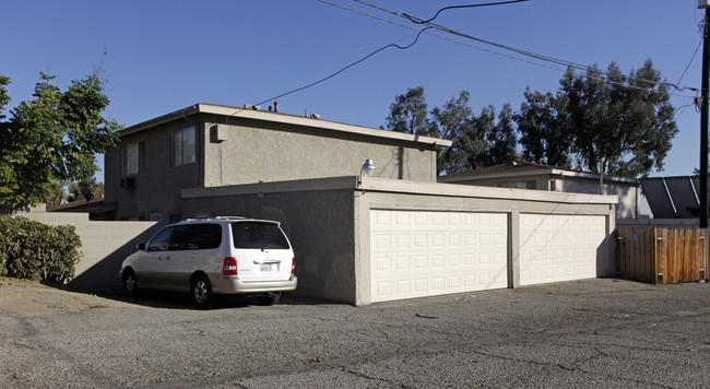 431 Silverwood Ave in Upland, CA - Building Photo - Building Photo