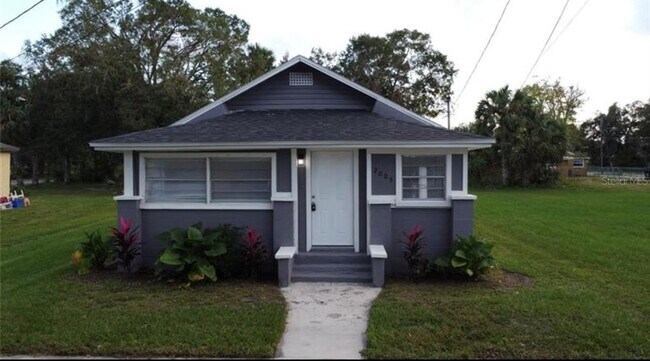 property at 2005 W 16th St