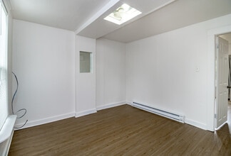 14402 56th Ave S in Tukwila, WA - Building Photo - Building Photo