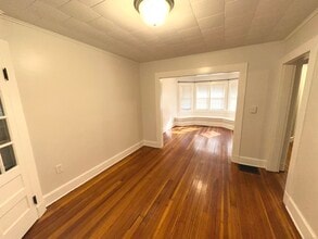 118 Hawthorne Ave in Derby, CT - Building Photo - Building Photo