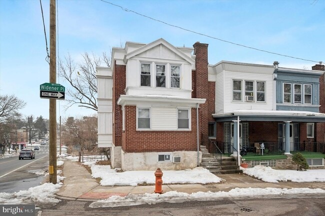 property at 2000 Widener Pl