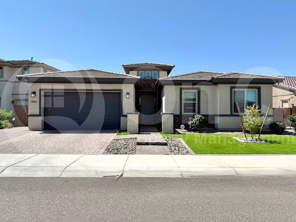8523 W Palo Verde Dr in Glendale, AZ - Building Photo
