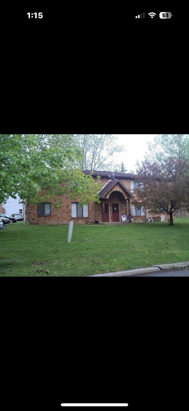 23 Lemon Tree Ct, Unit 1