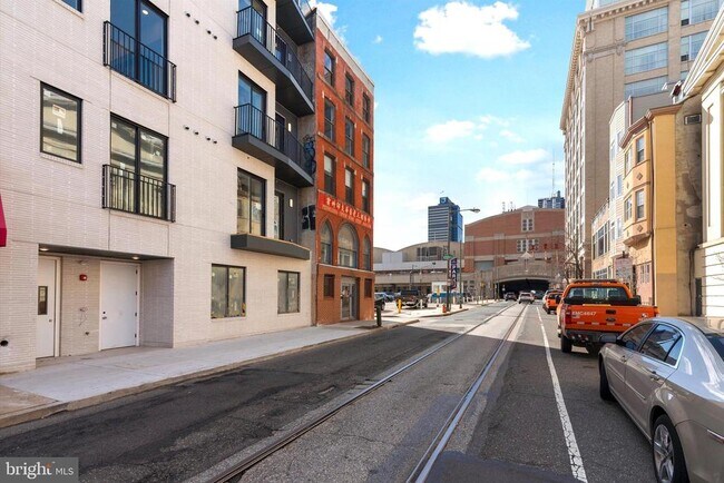 property at 225 N 12th St