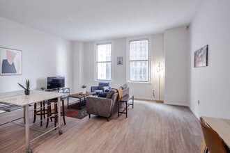 1 W 4th St in Cincinnati, OH - Building Photo - Building Photo
