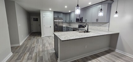 594 N Wilderness Trl in Ponte Vedra Beach, FL - Foto de edificio - Building Photo