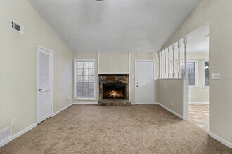 6361 Leverett Dr in Stonecrest, GA - Building Photo - Building Photo