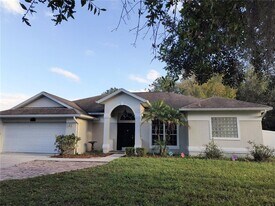 3201 Settlers Trail in St. Cloud, FL - Building Photo