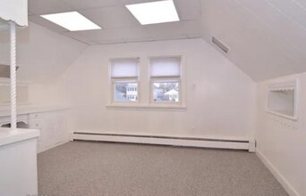 62 Carteret St, Unit A in Providence, RI - Building Photo - Building Photo