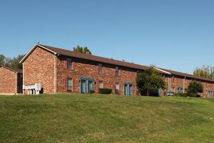 Rosewood Manor in Louisville, KY - Building Photo