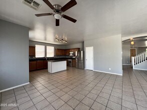46184 W Dutchman Dr in Maricopa, AZ - Building Photo - Building Photo
